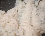 Foto langkah ke 3 dari resep Lemper isi Ayam.