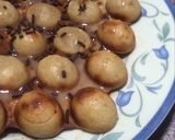 Foto langkah ke 3 dari resep Plain waffle with topping.