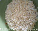A picture of step 2 of Rice pizza.