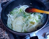 Foto del paso 5 de la receta: Perdiz estofada con zanahorias y alcachofas en salsa de azafrán