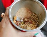 A picture of step 2 of Paan Thandai.