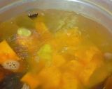 Foto langkah ke 2 dari resep Sayur Bening Kelor Ubi Labu.
