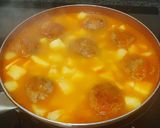 Foto del paso 4 de la receta: Guisado de patatas con albóndigas