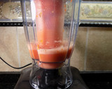 Foto del paso 5 de la receta: Licuado rojo pasion (sandía, frutillas y granadina)