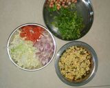 A picture of step 1 of Mix daal pakode.
