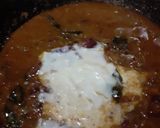 A picture of step 4 of Masala dahi chicken.