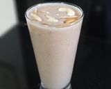 A picture of step 3 of Dryfruit chikoo shake.