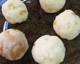 Foto del paso 2 de la receta: Bombas de papa y cebolla caramelizada sin gluten y vegan