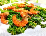 Hình bước làm 3 của món Bông Cải Vàng Xào Tôm