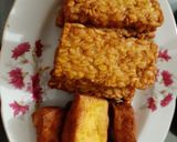 Foto langkah ke 8 dari resep Tahu Tempe Bumbu Kuning.