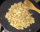 Foto langkah ke 4 dari resep Aglio Olio Macaroni 🐟🍴.