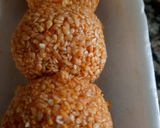 A picture of step 7 of Til gur ke ladoo.