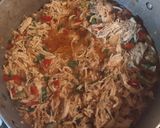 Foto del paso 5 de la receta: Relleno jugoso para empanadas de pollo
