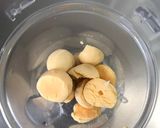 Foto langkah ke 2 dari resep "Avacado Deviled Eggs" (No Mayo).