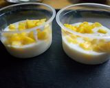 A picture of step 6 of Mango Yoghurt Parfait.