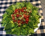 Une image de l'étape 10 de Salade « soleil » au céleri branche,tomates cerises,câpres italiennes et basilic.