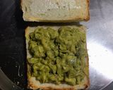 A picture of step 3 of Mushroom Sandwich.