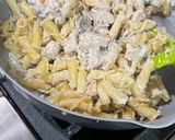 A picture of step 13 of Creamy Chicken Pasta.