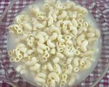 A picture of step 1 of Mug Pasta.