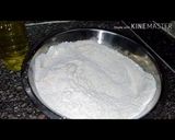 صورة لخطوة 2 من وصفة ميني بيتزا