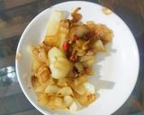 Hình bước làm 2 của món Cà Riii Gà