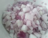 A picture of step 1 of Shakshuka.