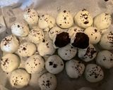 A picture of step 6 of REINDEER DROPPINGS (OREO BALLS).