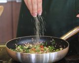 Foto langkah ke 5 dari resep Tahu Cabai Garam KRIUK KRIUK PEDAS.