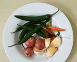 Foto langkah ke 1 dari resep Cumi Cabe Ijo.