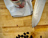 Foto del paso 1 de la receta: Pasta corta con fresas, tomate seco, bonito y burrata