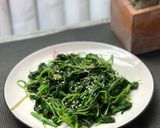 Foto langkah ke 3 dari resep Sigeumchi Namul - Tumis Bayam ala Korea.