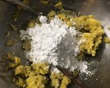 Hình bước làm 1 của món Bánh khoai lang nhân chà bông 🍠