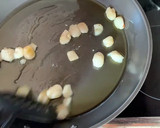 Foto del paso 1 de la receta: Arroz con zamburiñas