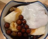 A picture of step 4 of Vietnamese Silken Tofu with Brown Sugar Syrup and Tapioca Pearls.
