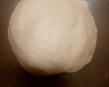 A picture of step 2 of Kolkata style Chicken Kathi Roll.