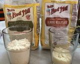 Foto langkah ke 3 dari resep Coconut flour and Almond flour cup cake [Keto friendly].
