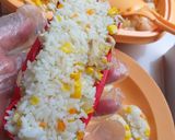 Foto langkah ke 6 dari resep Onigiri Ayam Jagung.