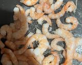 Foto del paso 1 de la receta: Pasta con camarones 🦐