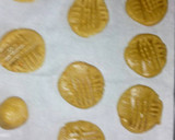 A picture of step 10 of Peanut butter and lemon rinds cookies.