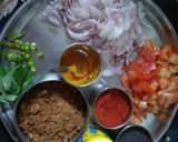 A picture of step 2 of Misal pav😊😊.