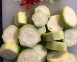 Foto langkah ke 1 dari resep Sup Oyong Tahu.