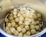 Hình bước làm 3 của món Chè khoai mì dẻo