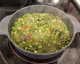 A picture of step 3 of Avarakkai curry (flat beans).