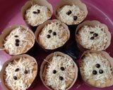 Foto langkah ke 4 dari resep Choco chips Cheese Banana Muffin Kukus.