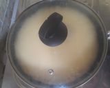Foto langkah ke 6 dari resep Pie Susu Teflon w/ topping buah.