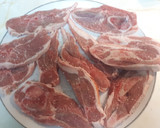 Foto del paso 2 de la receta: Chuletas de cordero guisadas