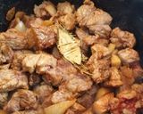 Une image de l'étape 3 de Sauté de veau marengo.