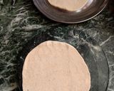 A picture of step 5 of Mooli parantha.