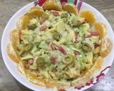 A picture of step 4 of Vegetable salad.