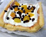 A picture of step 7 of Cream Chese And Fruits Roulade.